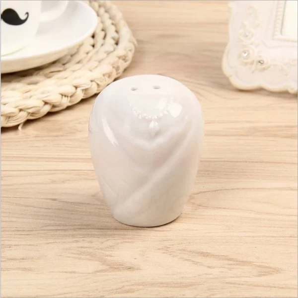 Bride & Groom Ceramic Shaker – Elegant Wedding Souvenir