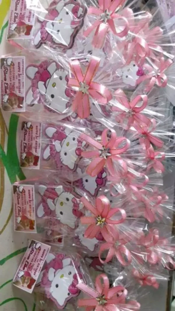 Hello Kitty Birthday Souvenirs – Personalized Party Giveaways